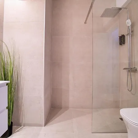 Kings Palace 2 Bed * Paphos