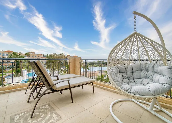 Kings Palace 2 Bed